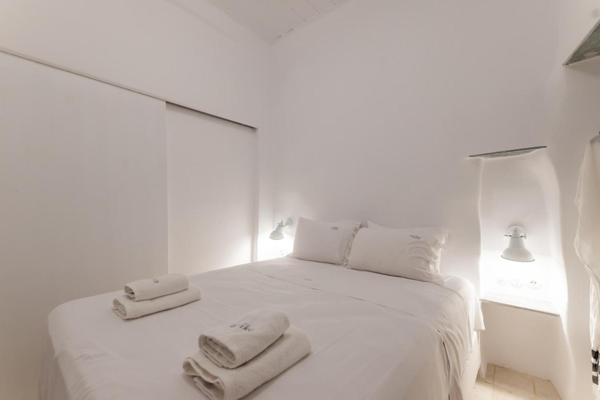 Aniko Suites White Alley Mykonos Town Esterno foto