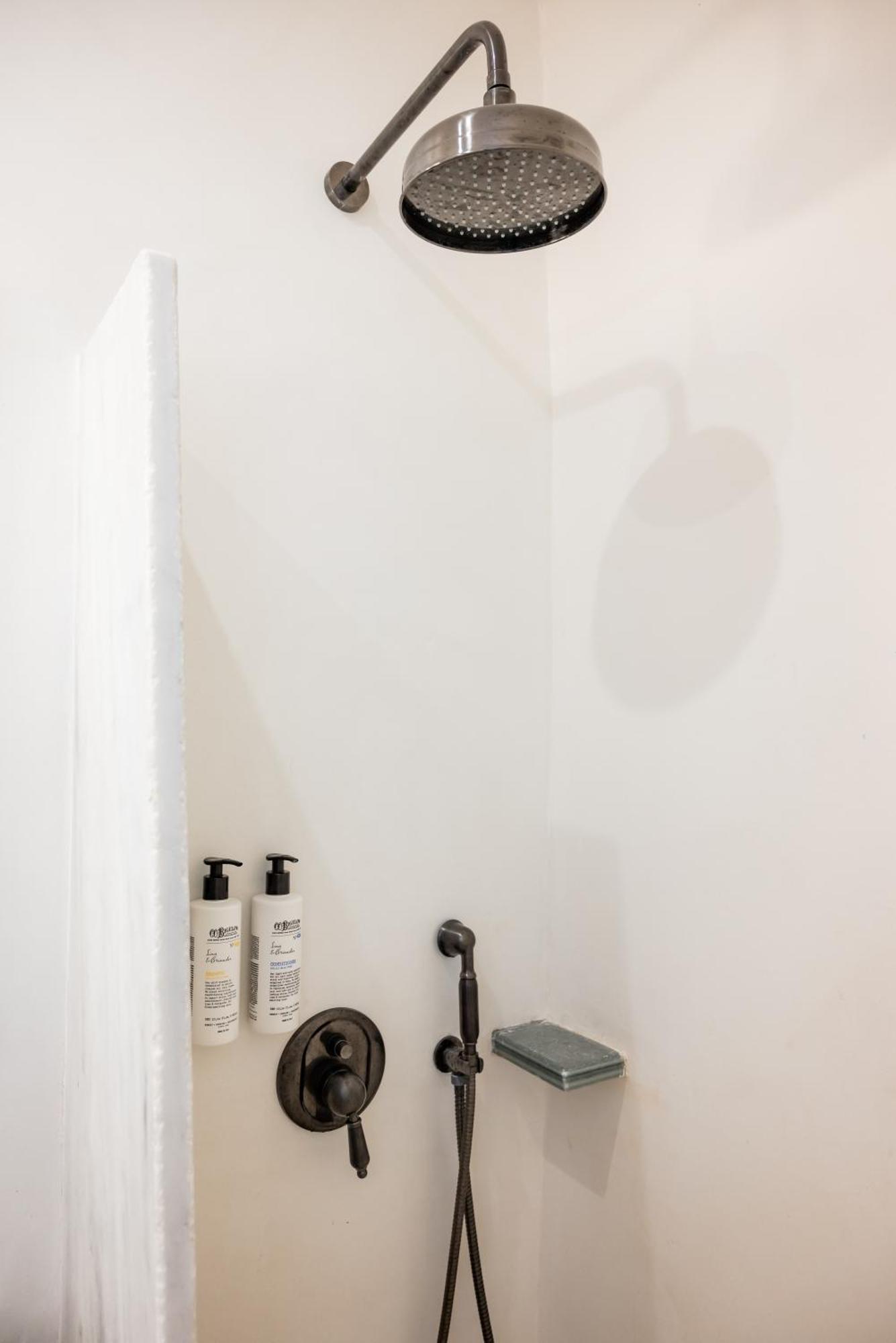 Aniko Suites White Alley Mykonos Town Esterno foto