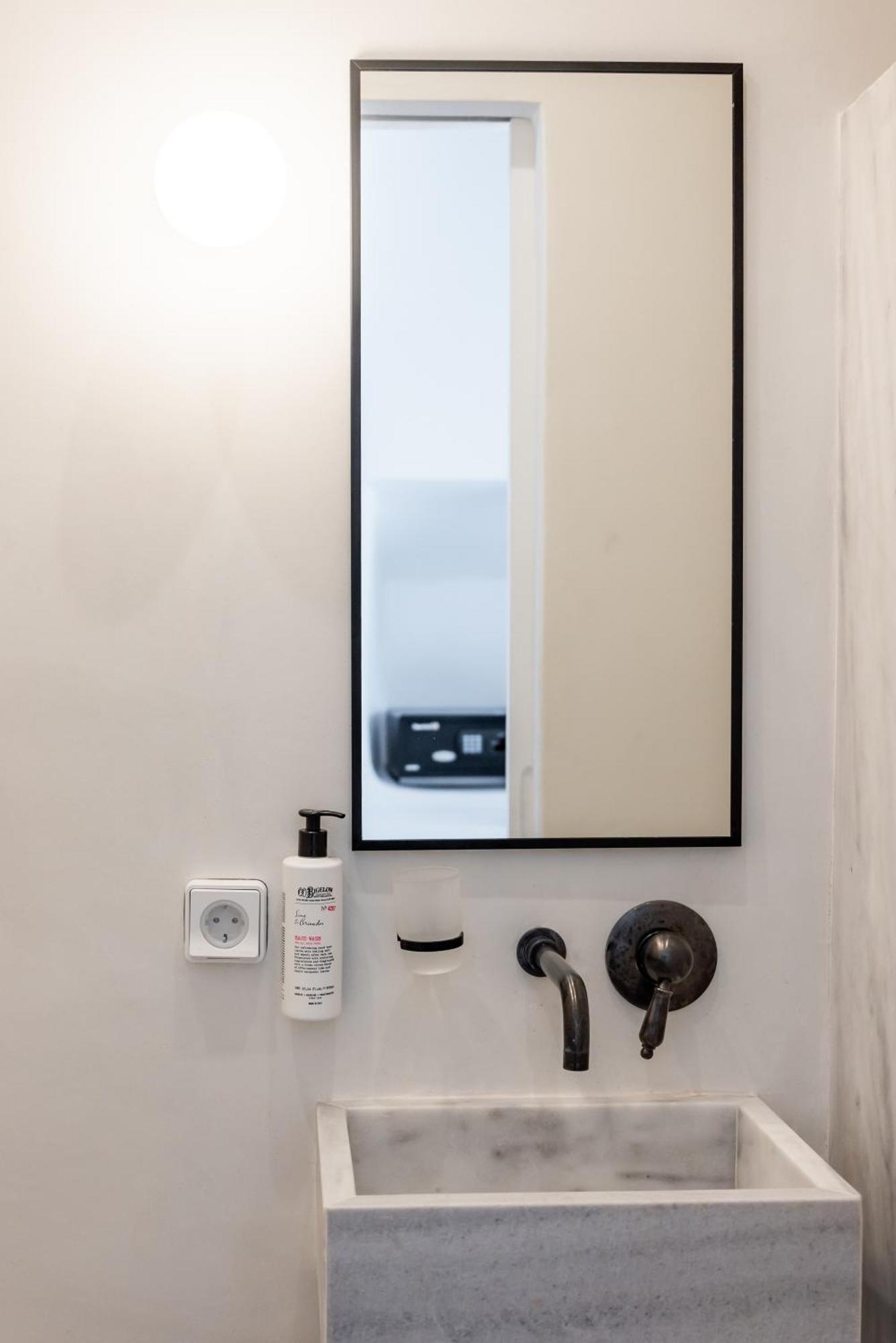 Aniko Suites White Alley Mykonos Town Esterno foto