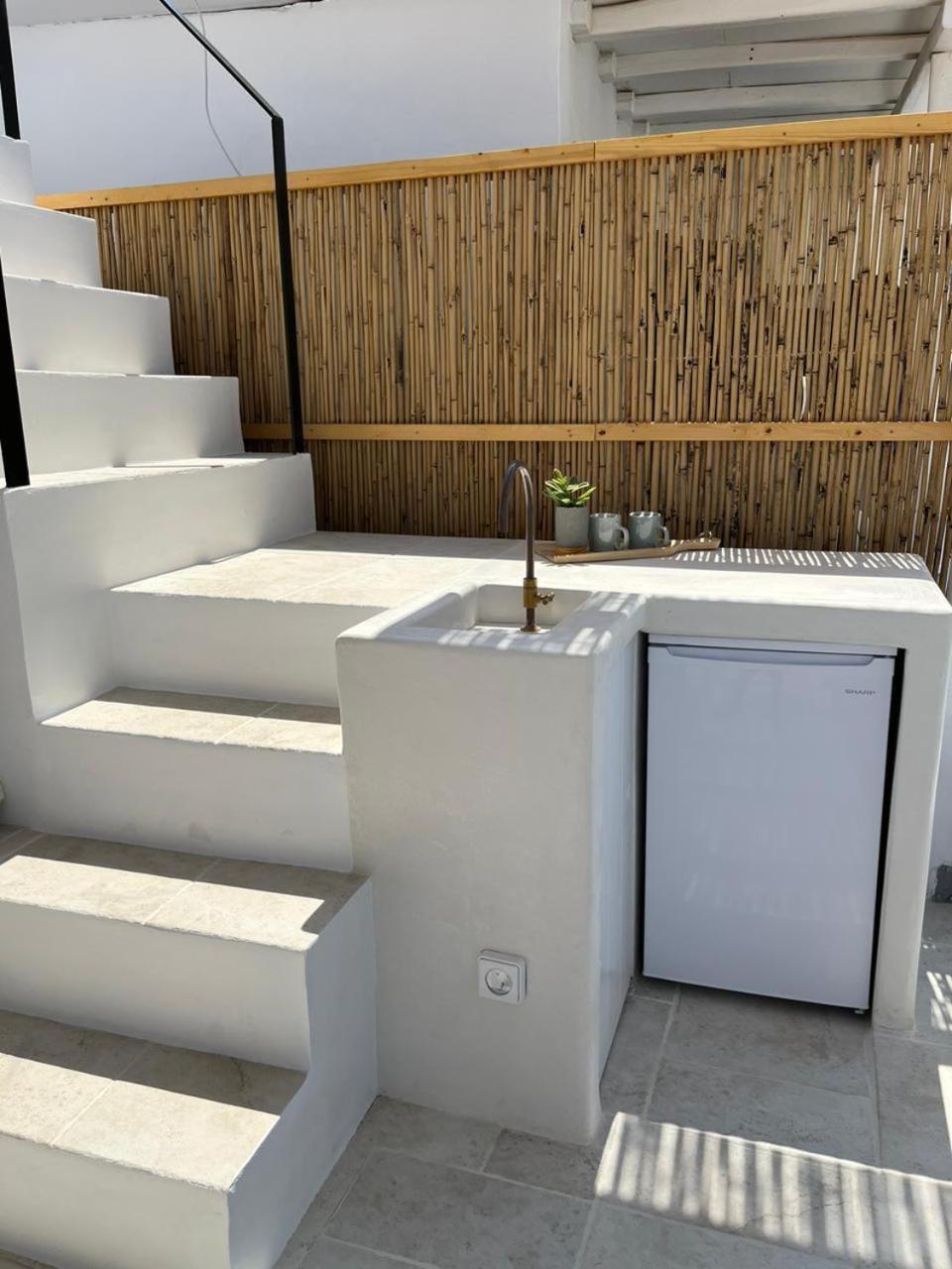 Aniko Suites White Alley Mykonos Town Esterno foto